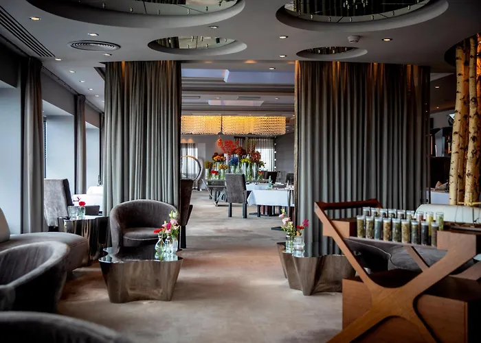 Okura - The Leading Of The World 5* Amsterdam
