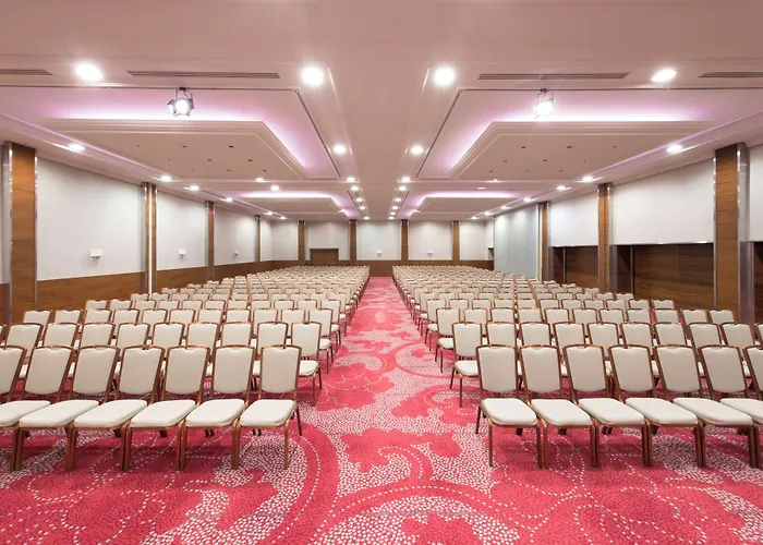 Hotel Okura - The Leading Of The World