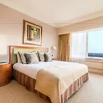 Okura - The Leading Of The World אמסטרדם