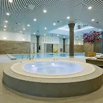 Okura - The Leading Of The World מלון