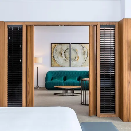 Okura - The Leading Of The World Otel 5*