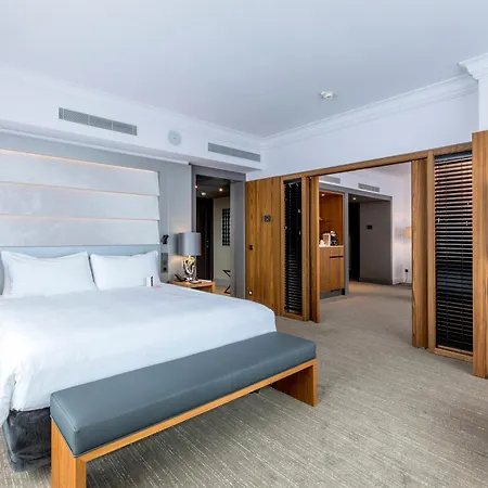 Otel Okura - The Leading Of The World 5*