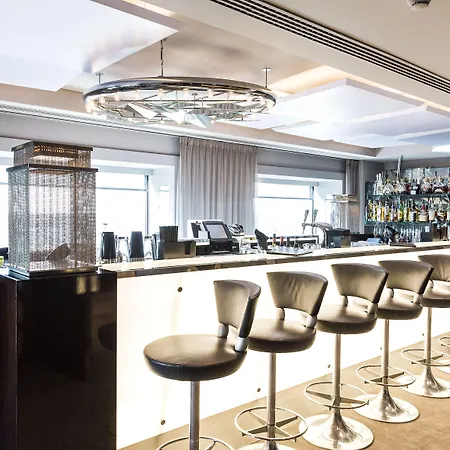 Otel Okura - The Leading Of The World