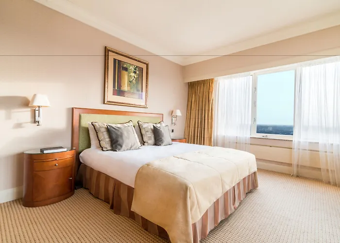 Okura - The Leading Of The World Ámsterdam