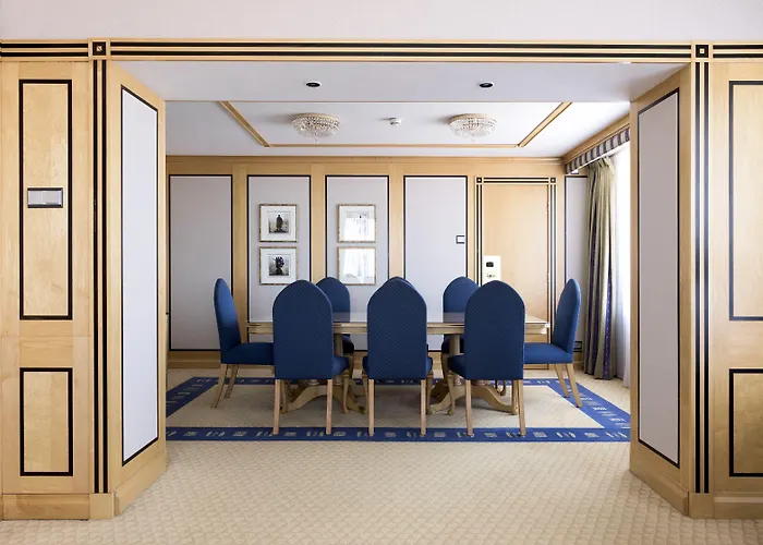 Okura - The Leading Of The World 5* Ámsterdam