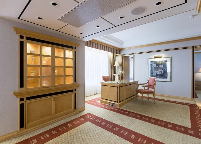 Okura - The Leading Of The World Hotel