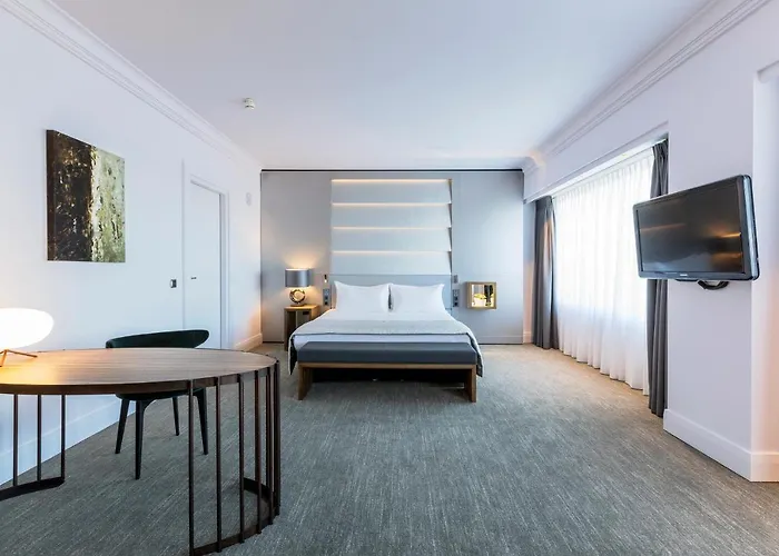 Hotel Okura - The Leading Of The World 5*