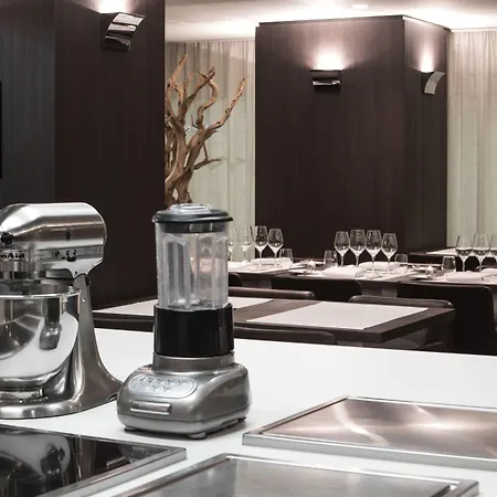 Hotel Okura - The Leading Of The World