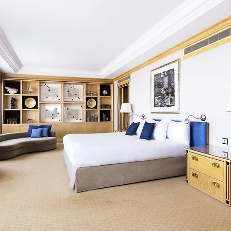 Отель Okura - The Leading Of The World 5*