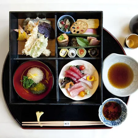 Okura - The Leading Of The World 5* Amsterdam